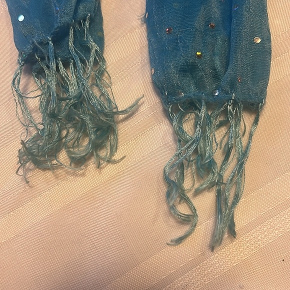 Bundle of Blue - Picture 10 of 11